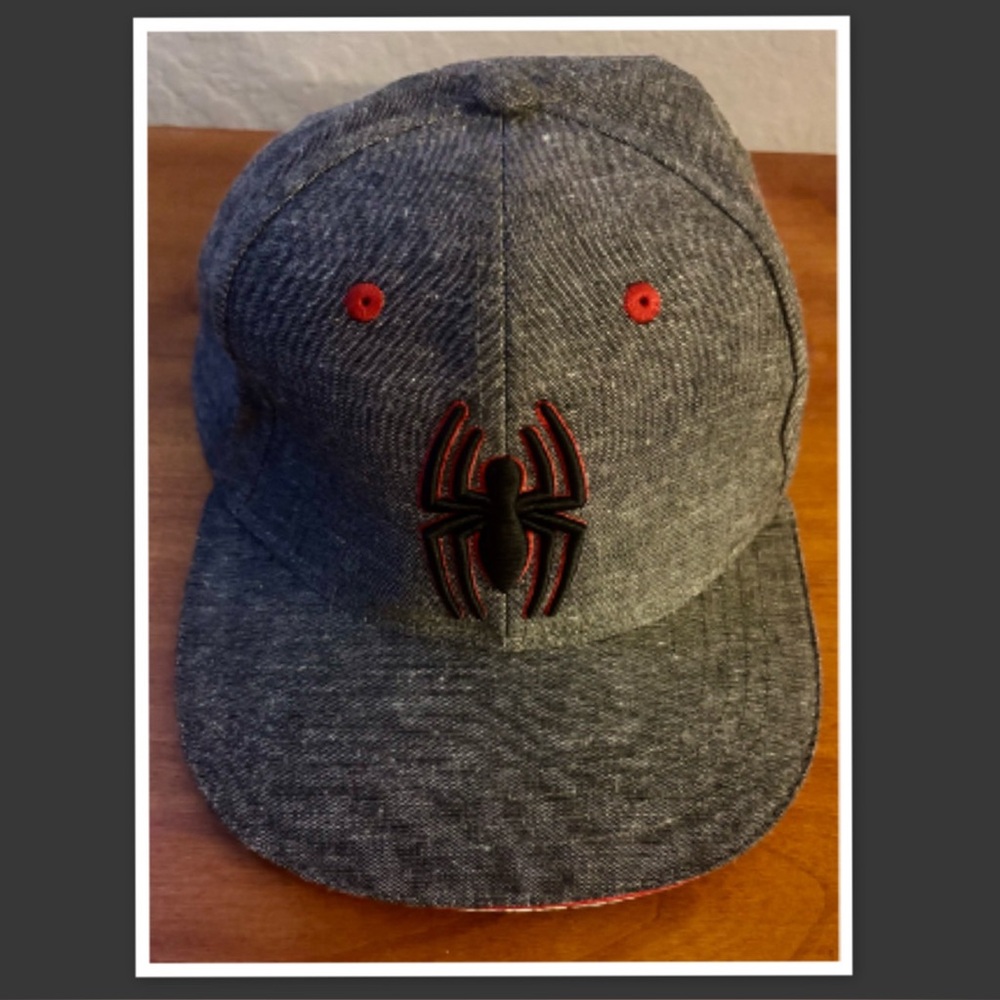 Marvel Spider-Man Hat Youth Boys Gray Snap Back Cap Adjustable